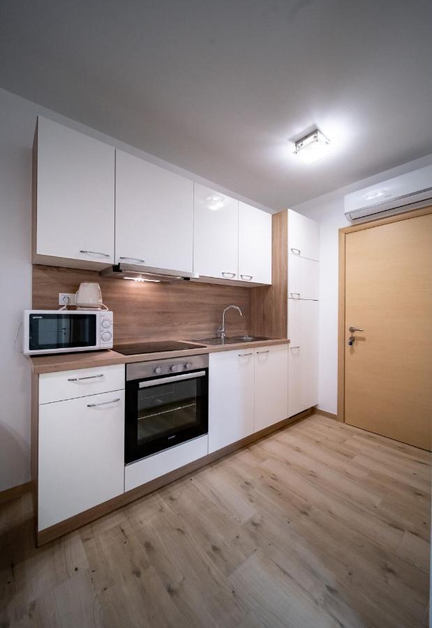 Apartments Arbis Lopar Exterior photo