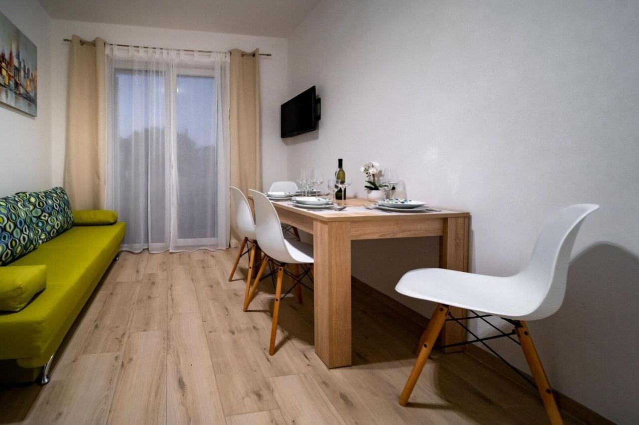 Apartments Arbis Lopar Exterior photo