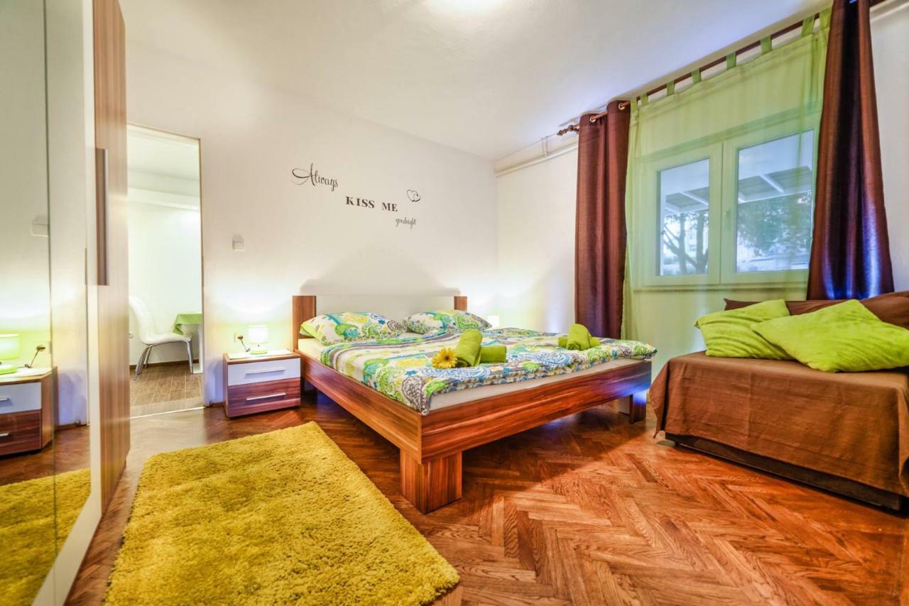 Apartments Arbis Lopar Exterior photo